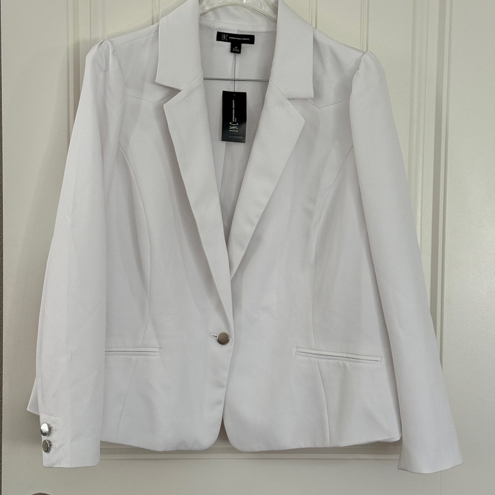 INC International Concepts White Blazer with Notched Lapels